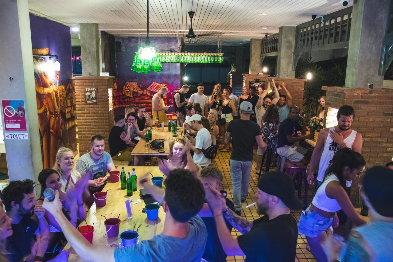 Mad Monkey Hostel 曼谷 外观 照片