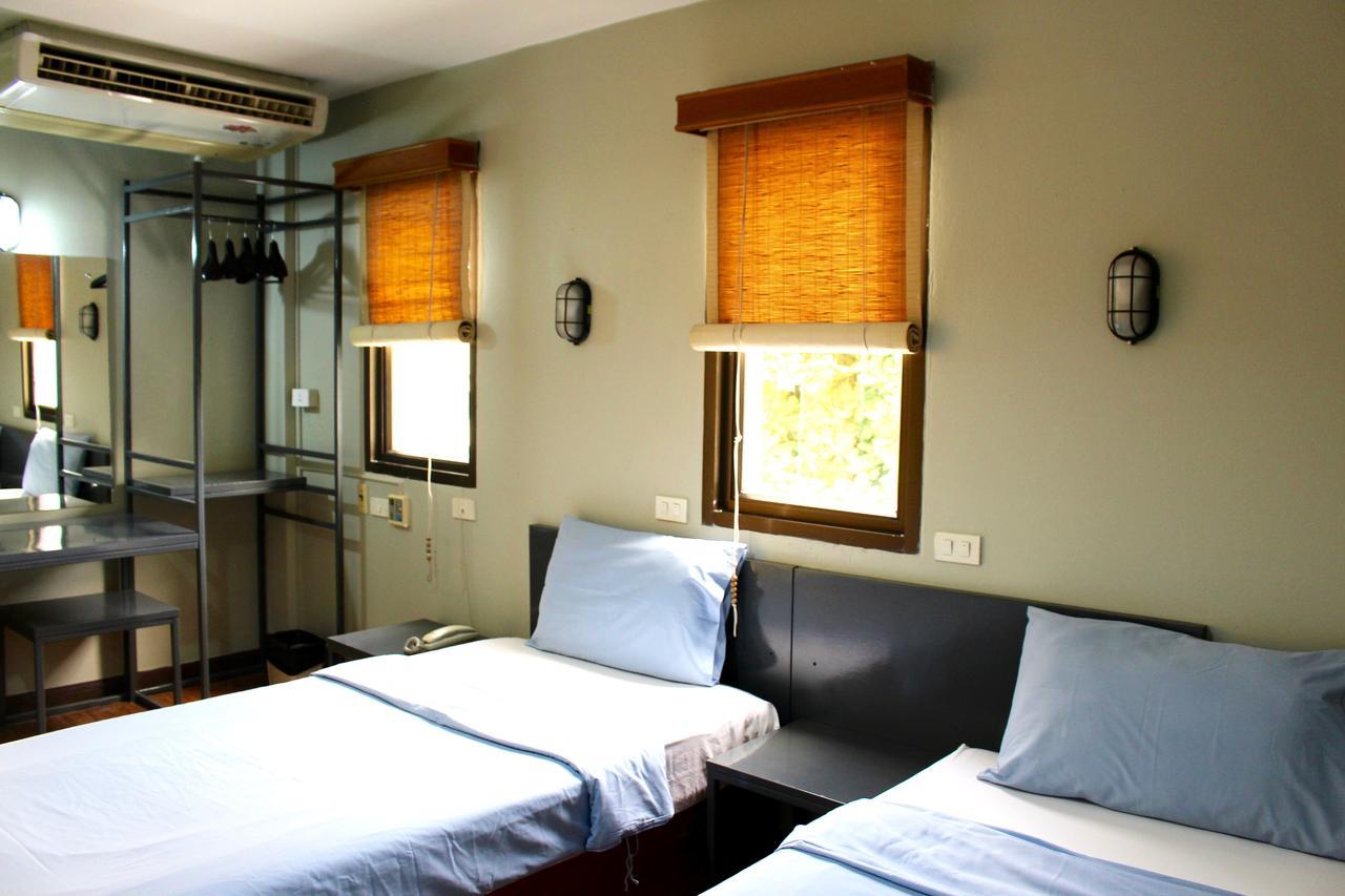 Mad Monkey Hostel 曼谷 外观 照片