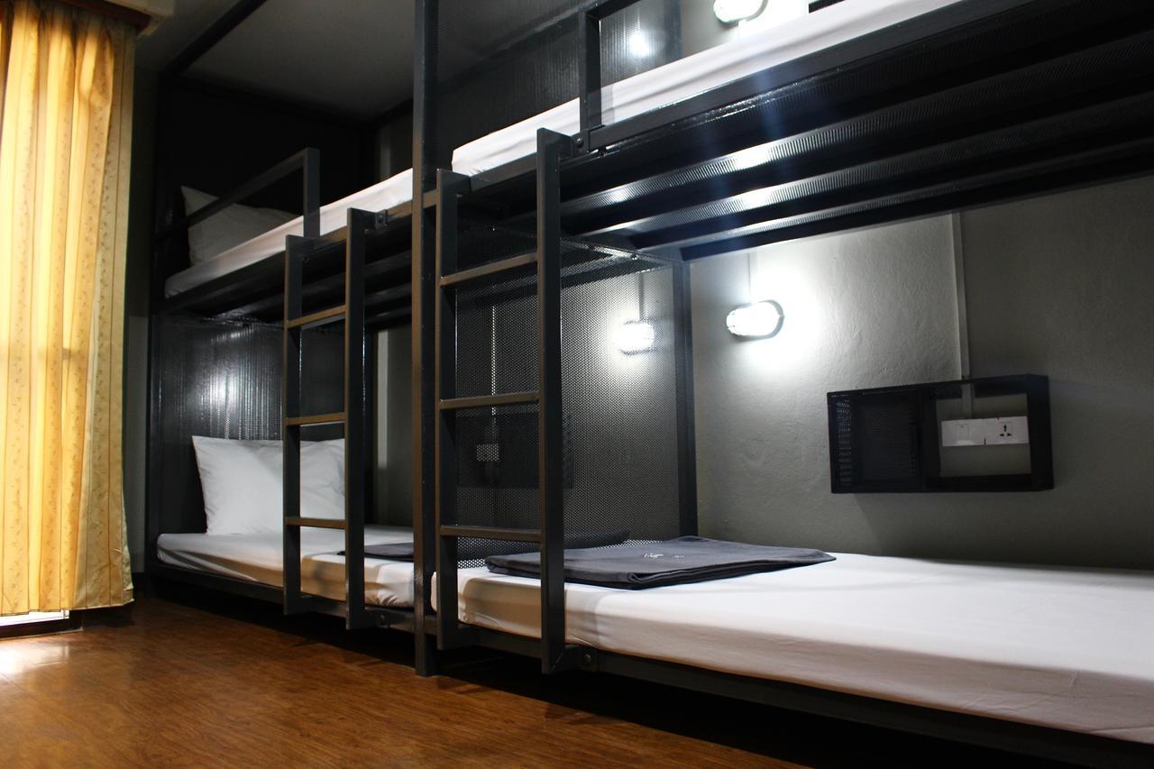 Mad Monkey Hostel 曼谷 外观 照片