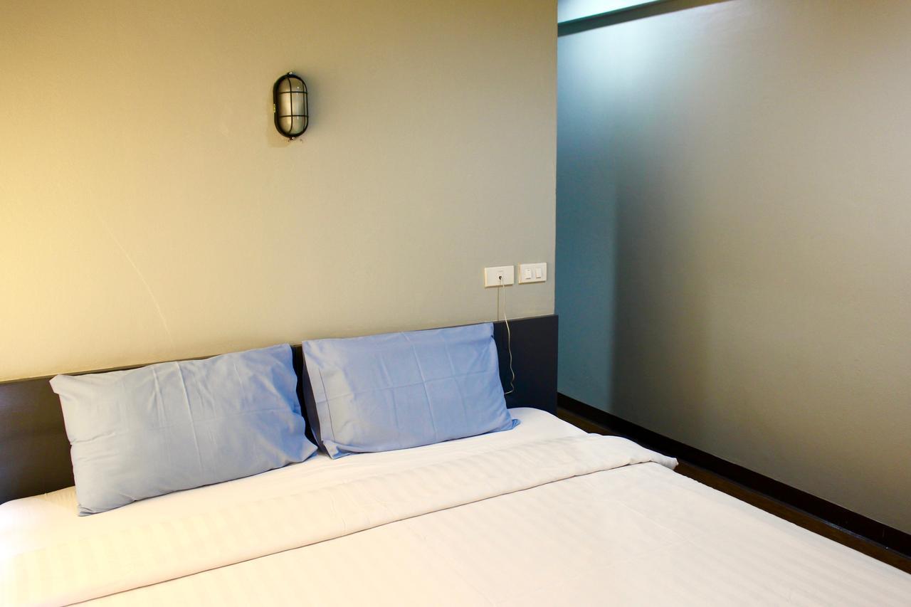 Mad Monkey Hostel 曼谷 外观 照片